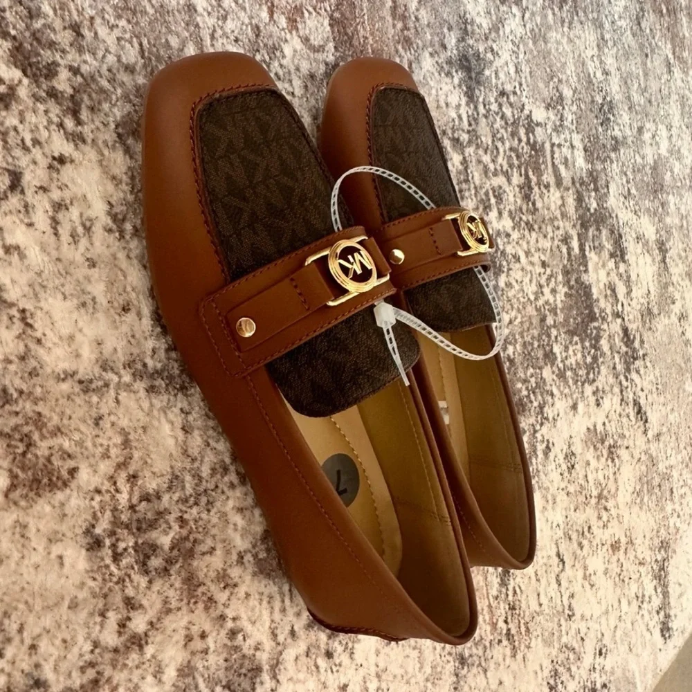 Michael Kors Brown and Tan Loafers size 9 - Picture 4 of 5